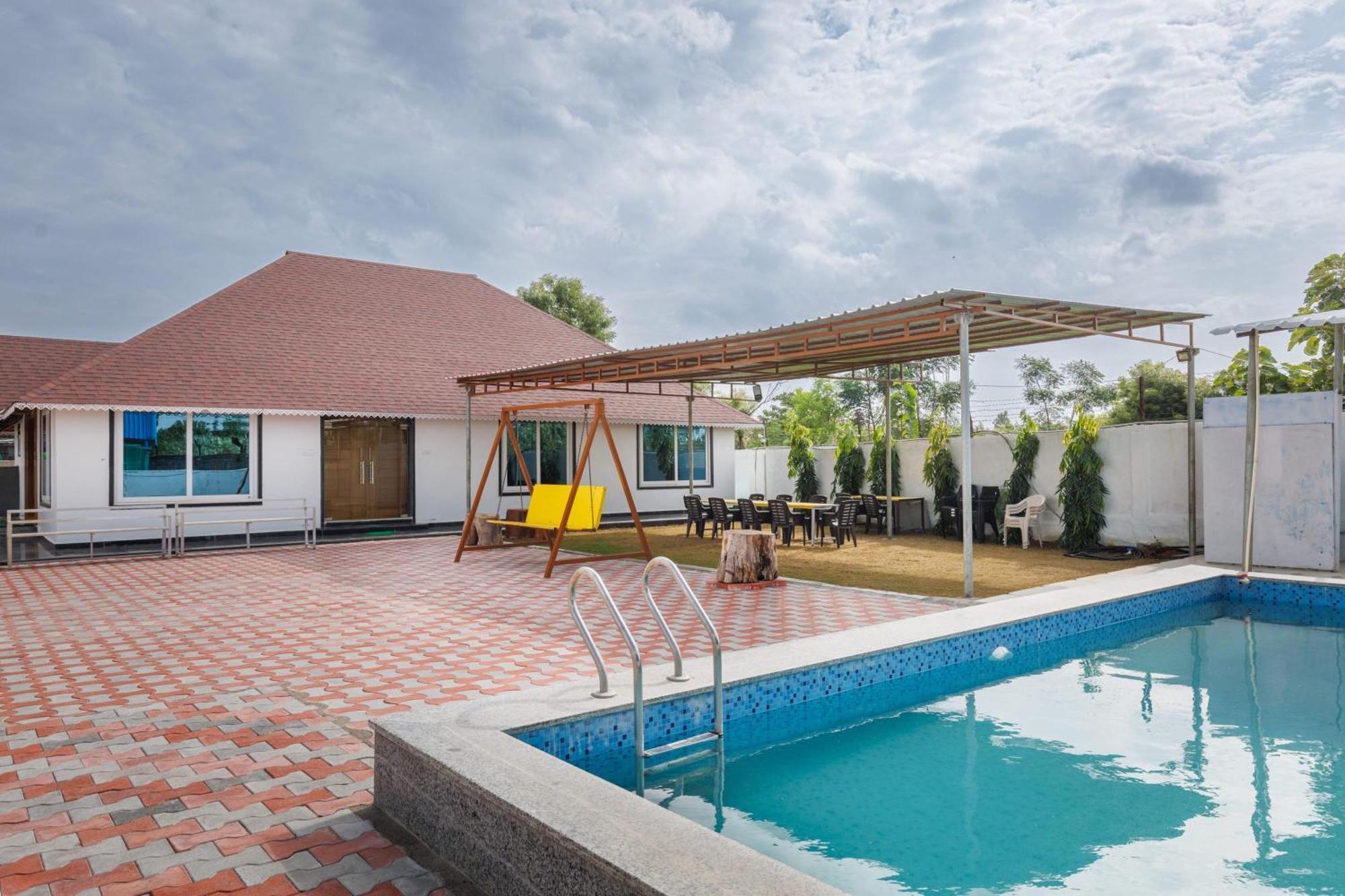 Aqua Lagoon Villa By Secret Turtle Pvt Pool Private Lawn Secunderābād Exterior foto